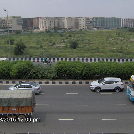 Airport Hotel Paradise International New Delhi Extérieur photo