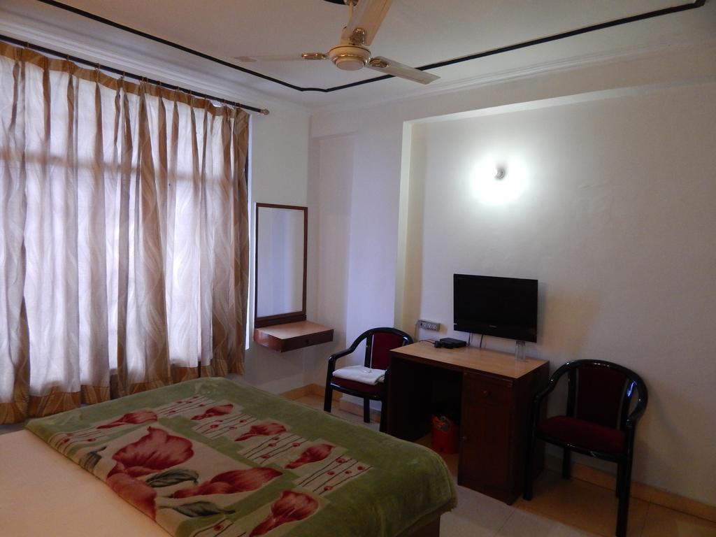 Airport Hotel Paradise International New Delhi Chambre photo