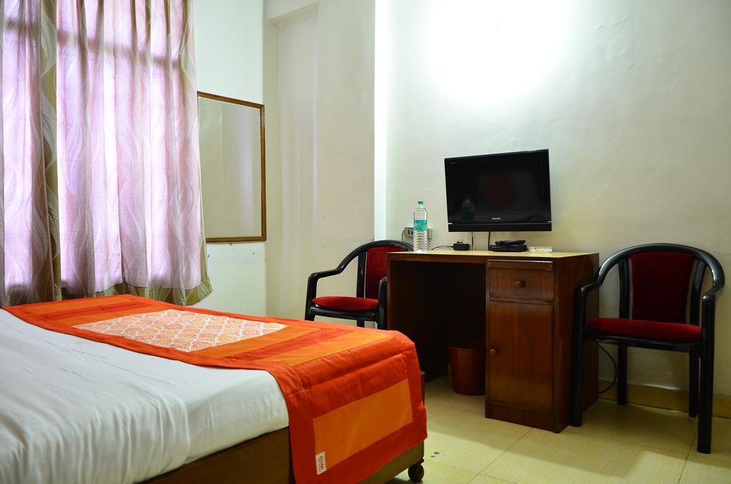 Airport Hotel Paradise International New Delhi Extérieur photo