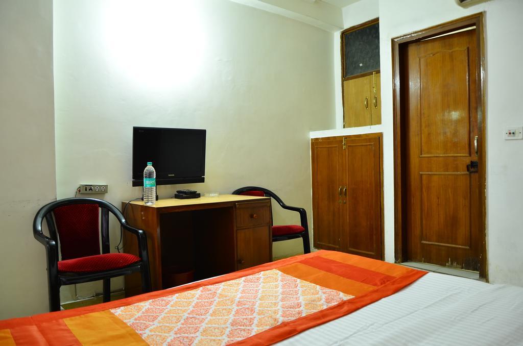 Airport Hotel Paradise International New Delhi Extérieur photo