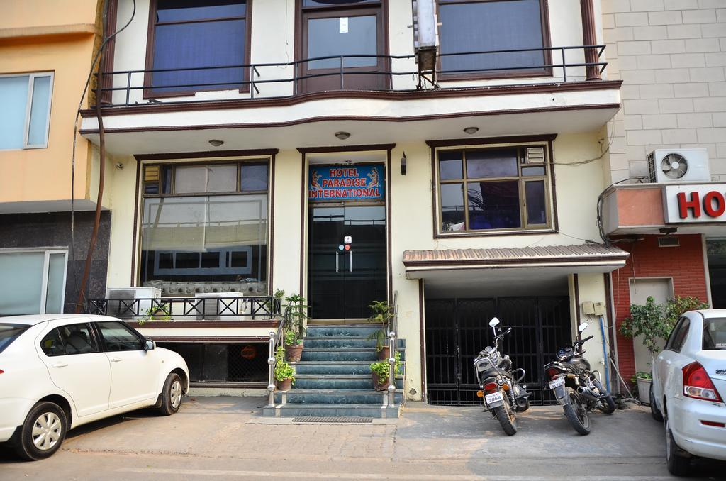 Airport Hotel Paradise International New Delhi Extérieur photo
