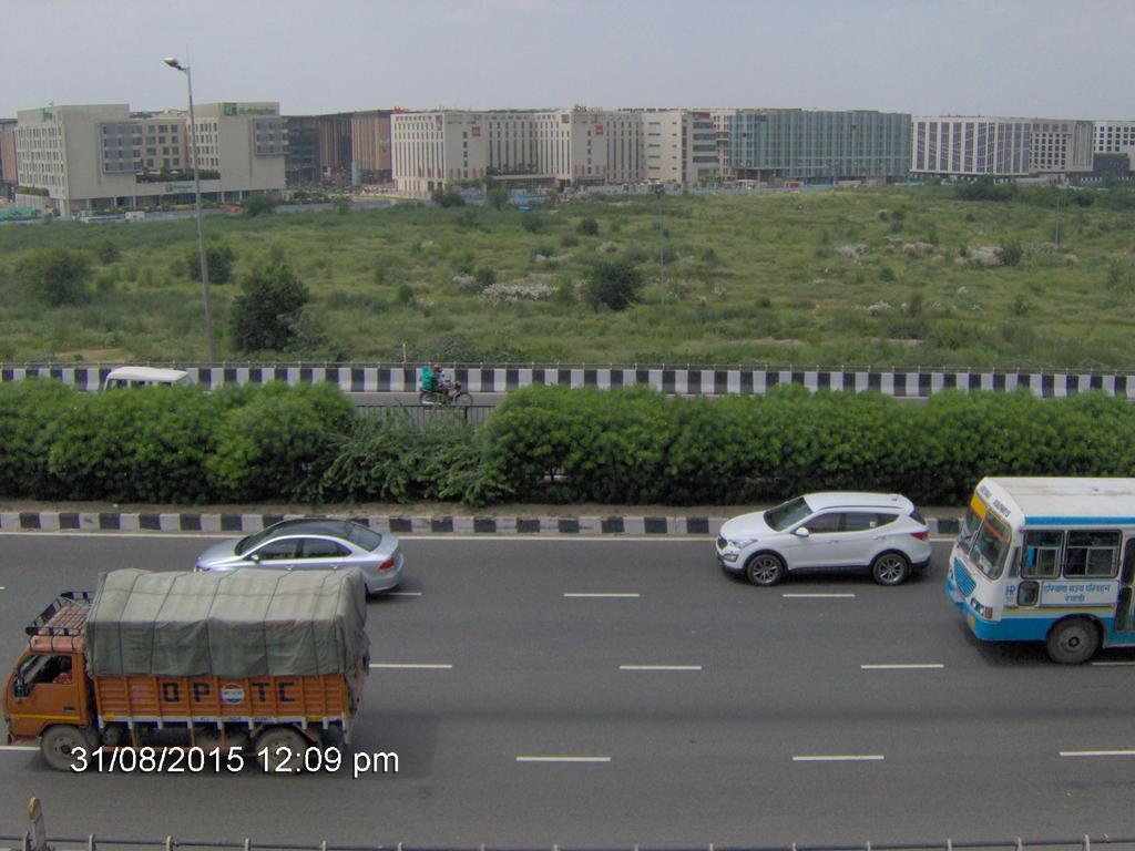 Airport Hotel Paradise International New Delhi Extérieur photo