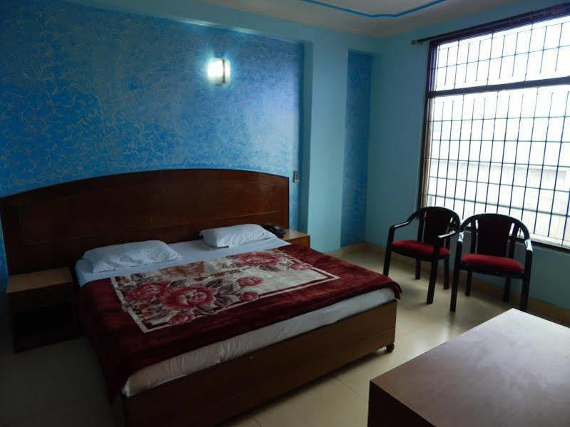 Airport Hotel Paradise International New Delhi Extérieur photo